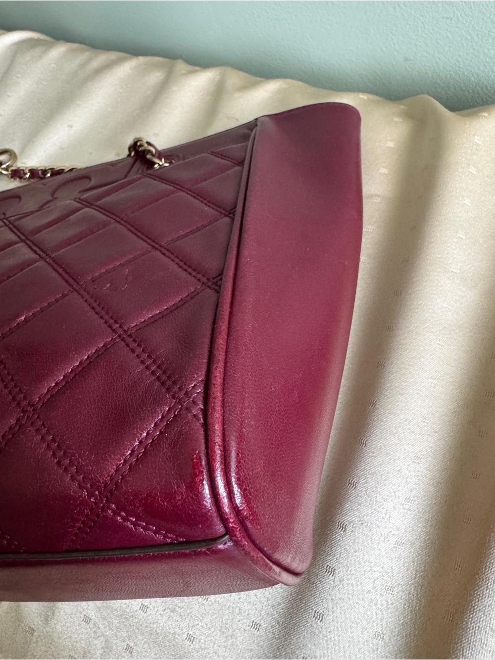 Tory Burch Quilted Leather Tote Shoulder Bag in Burgundy - Picture 12 of 16